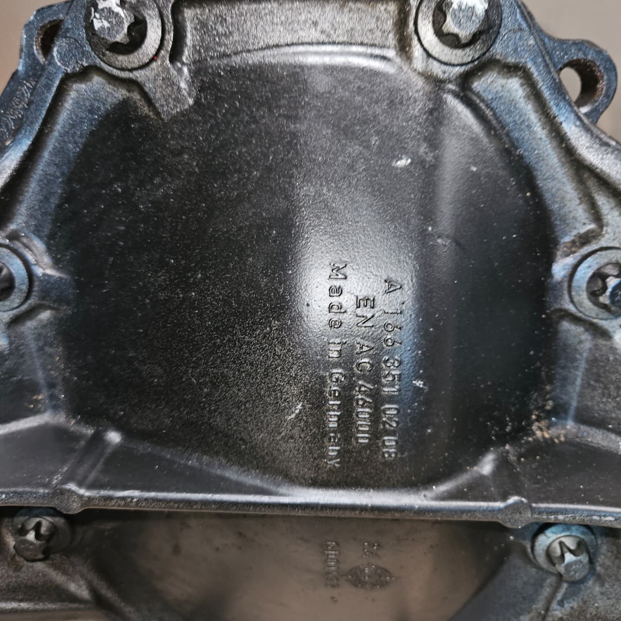 2015 Mercedes-Benz GLS Rear Differential Carrier A1663502714 3.27 ratio W166