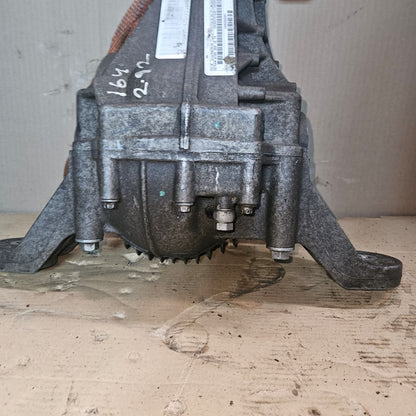 Mercedes R320 CDI 4-matic Rear Differential A1643501614 2.92 ratio R-Class W251