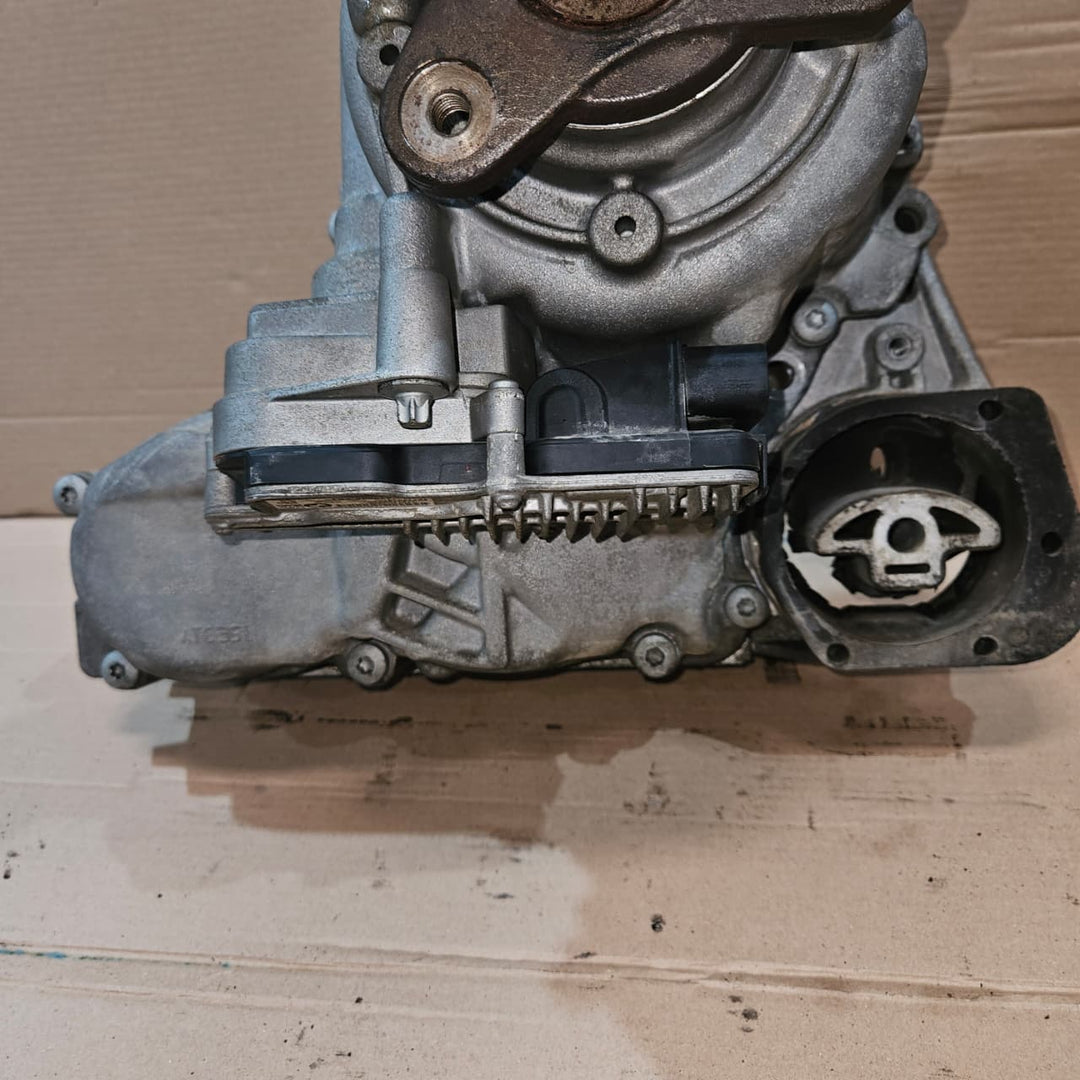 2011 BMW X1 E84 and X3 Transfer Box ATC35L 7635758 OEM USED
