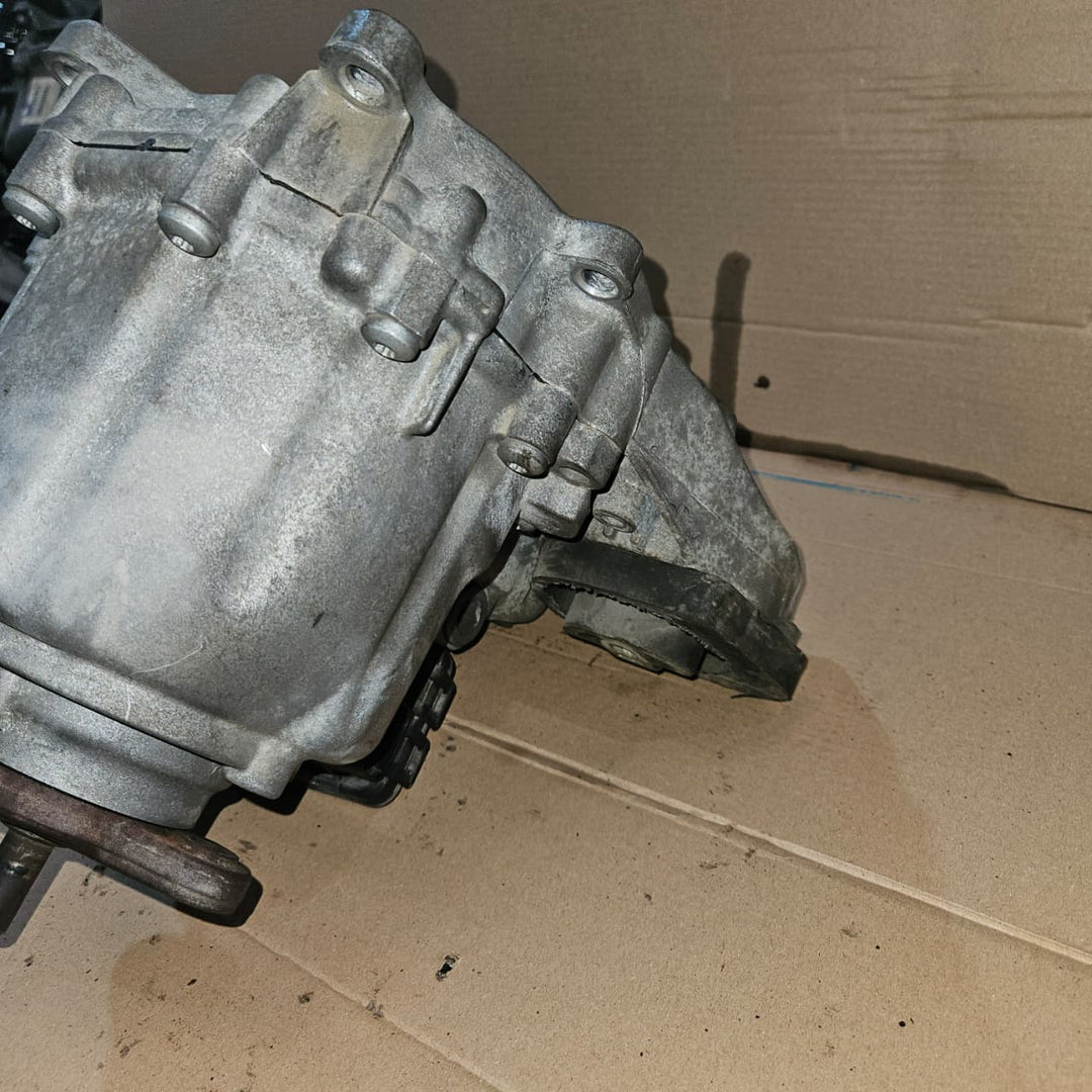 2011 BMW X1 E84 and X3 Transfer Box ATC35L 7635758 OEM USED
