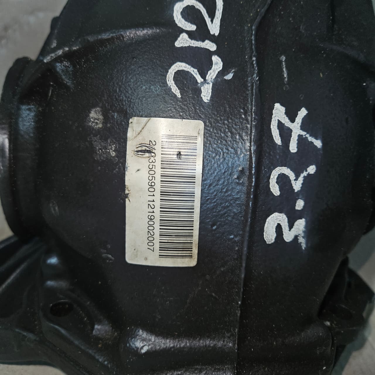 2010-2016 Mercedes-Benz E350 Rear Differential A2123505901 W212 W218 3.27 Ratio OEM