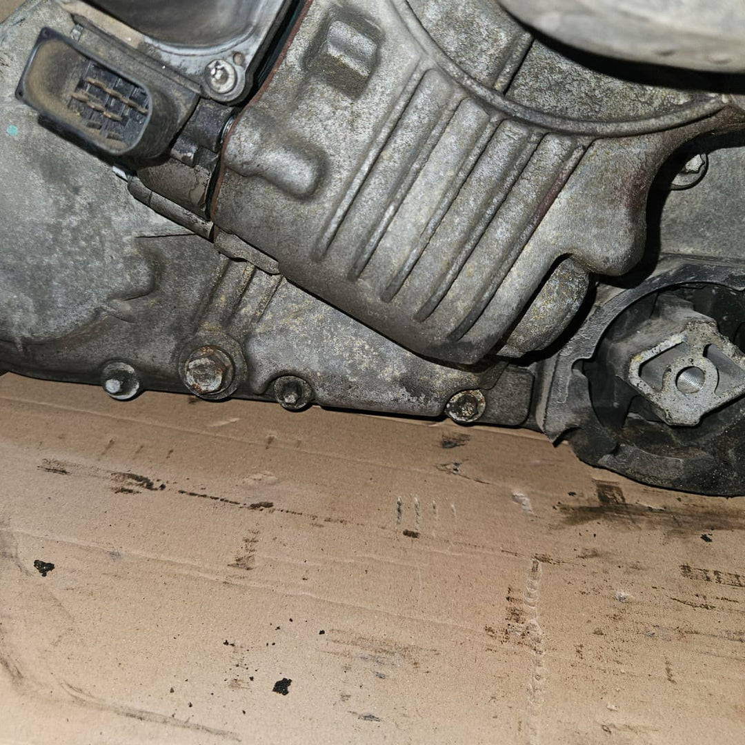 2003-2005 BMW X5 E53 Transfer Case Assembly ATC500 7526279 OEM USED