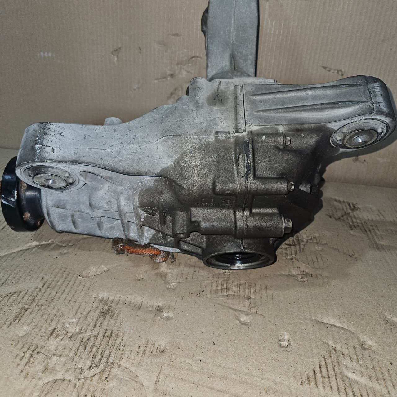 2007-2009 Mercedes-Benz GL320 Front Differential Axle Carrier Assembly A1643302202 X164 OEM