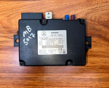 Mercedes-Benz Communication Control Module A2059000524 C Class W205