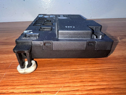 2006-2011 Mercedes-Benz CLS500 Front Door Control Module A2198202426 W219 CLS500 CLS550 OEM