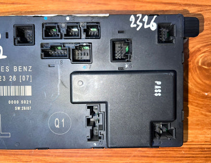 2010-2011 Mercedes-Benz CLS550 Front Left Door Control Unit A2198202326 W219 CLS-Class OEM