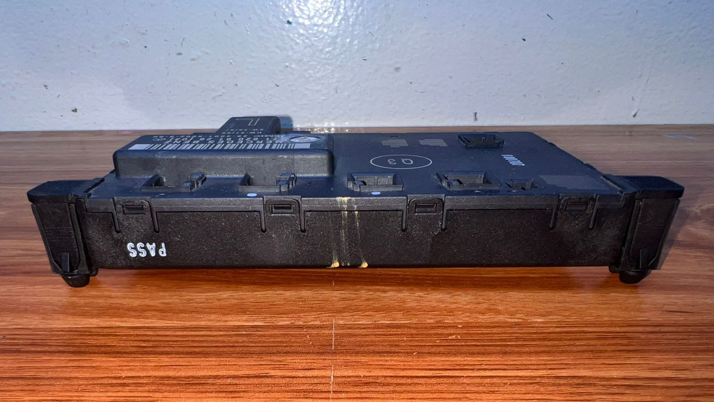 2009-2011 Mercedes-Benz SLK300 Front Left Door Control Module A1718206126 R171 SLK300 OEM