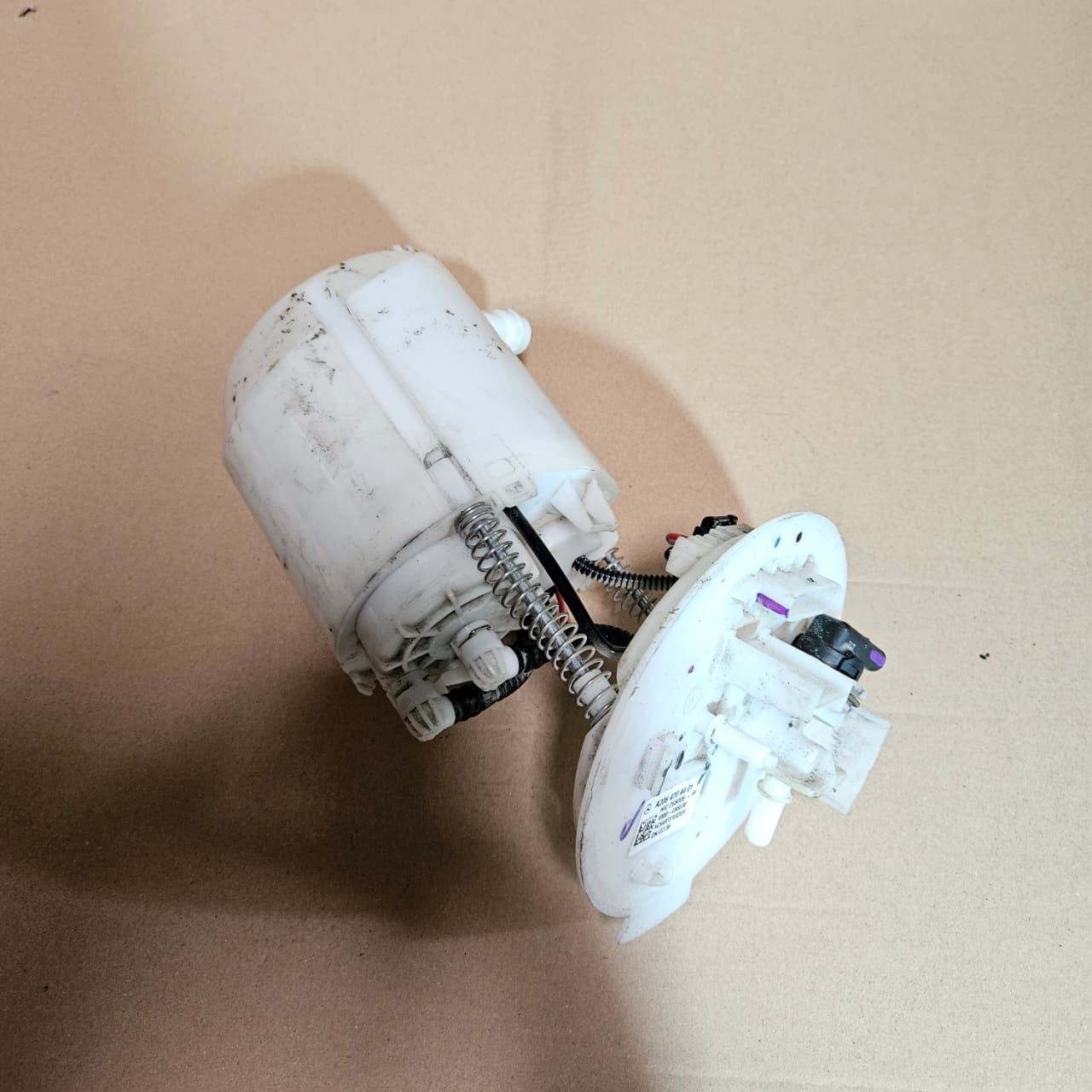 Mercedes-Benz Fuel Pump Module Assembly A2064704401 C-Class W206 S206 C250