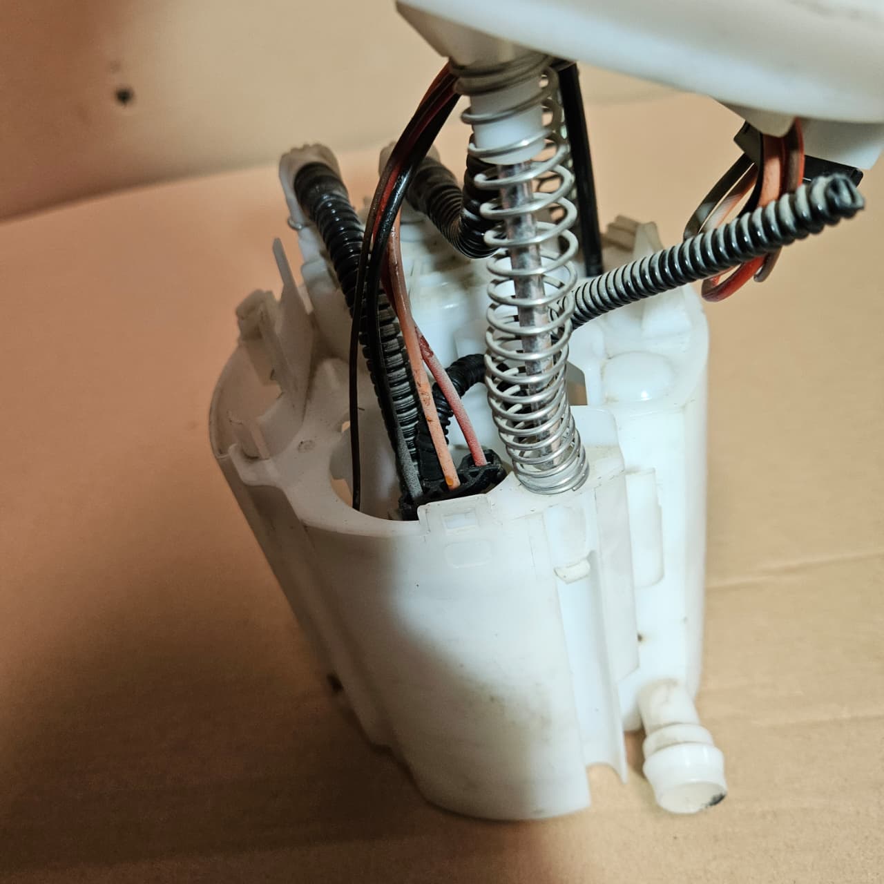 Mercedes-Benz Fuel Pump Module Assembly A2064704401 C-Class W206 S206 C250