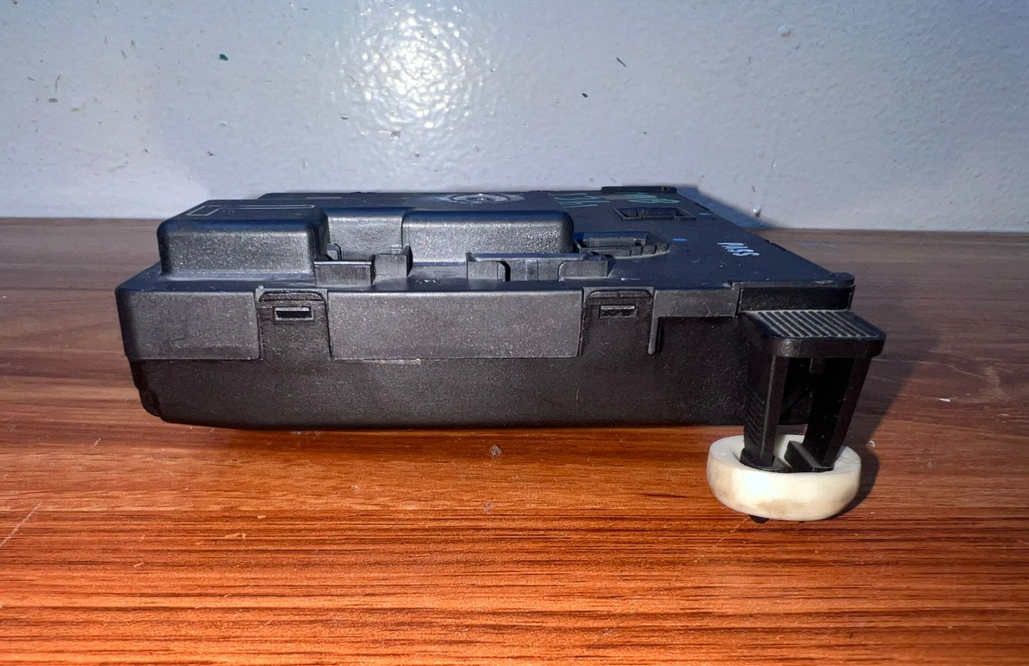 2007-2009 Mercedes-Benz E280 Rear Left Door Control Unit A2118704026 W211 E-Class OEM