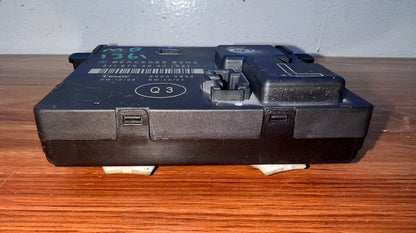 2007-2009 Mercedes-Benz E280 Rear Left Door Control Unit A2118704026 W211 E-Class OEM