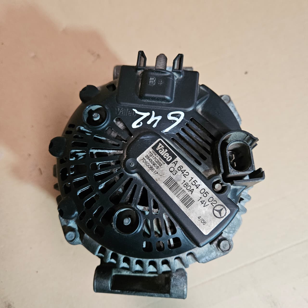 2007-2009 Mercedes-Benz GL320 Alternator A6421540502 W166 W164 ML350 GL450