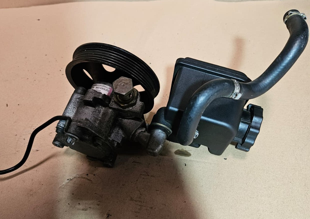 2002-2005 Mercedes-Benz C230 Power Steering Pump 0024669701 C-Class, E-Class
