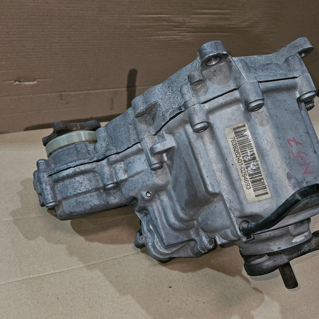 2012-13 BMW F30, F32, F22, F10, F12 Transfer Case ATC35L 7639262 OEM USED
