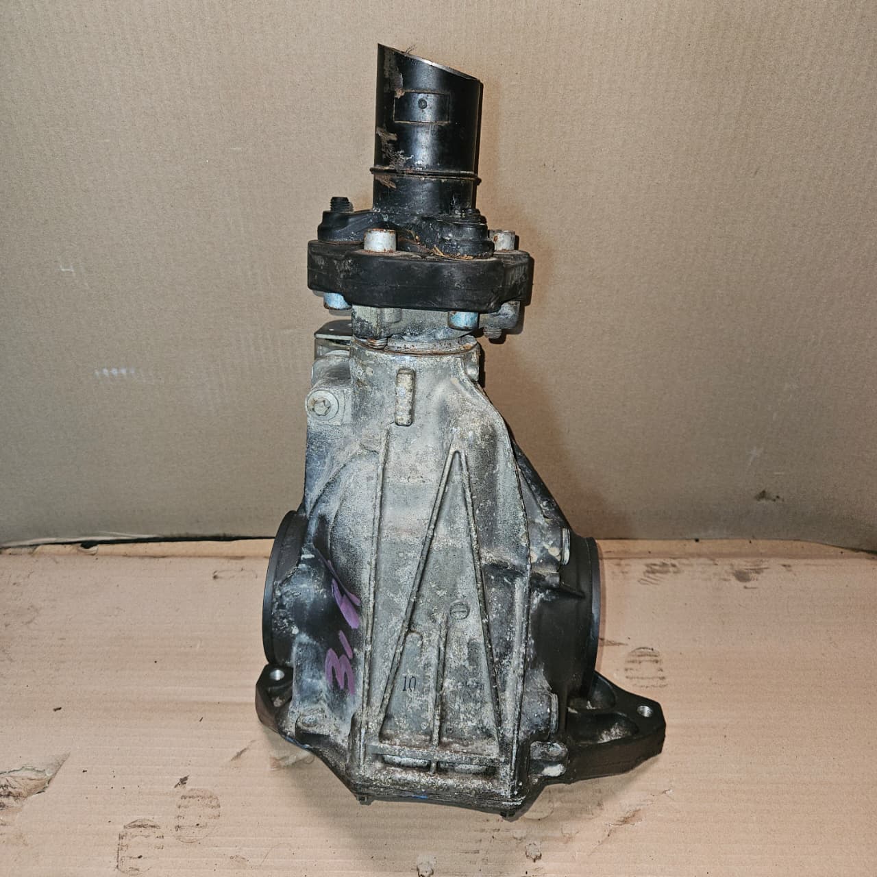 Mercedes-Benz C-Class W205 Front Differential A2053508507 C300 3.067 Ratio OEM