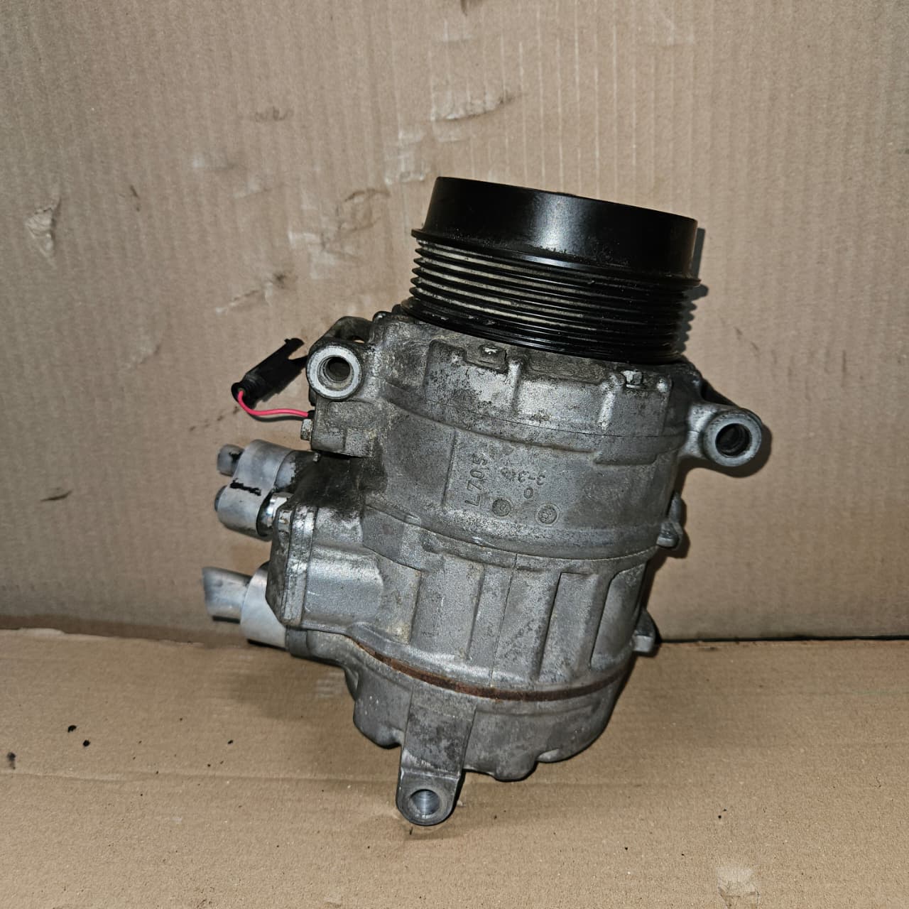 2007-2009 Mercedes-Benz ML350 A/C Compressor A0022305211 W164 W221 S300 S350 OEM