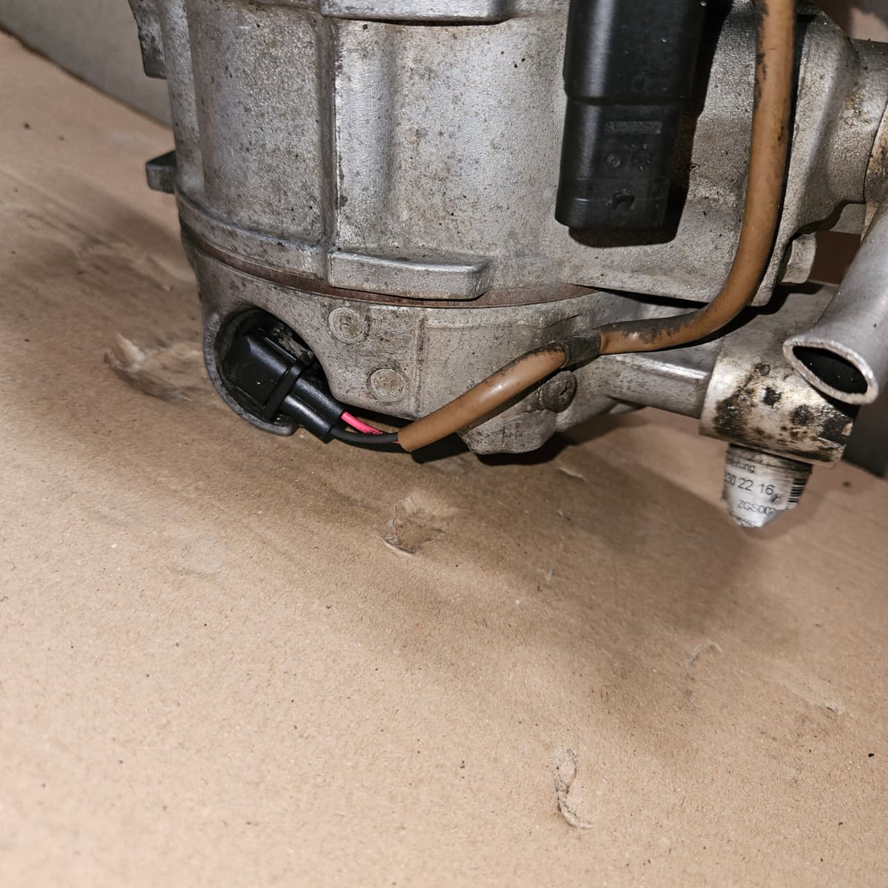 2013-2016 Mercedes-Benz E350 Air Conditioning Compressor A0008302700 W212, ML