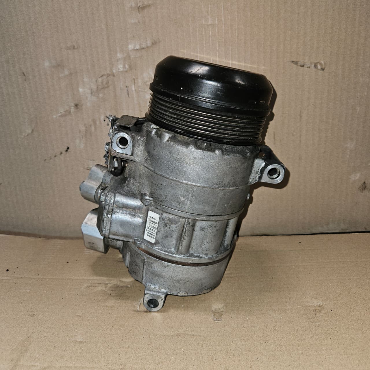 2013-2016 Mercedes-Benz E350 Air Conditioning Compressor A0008302700 W212, ML