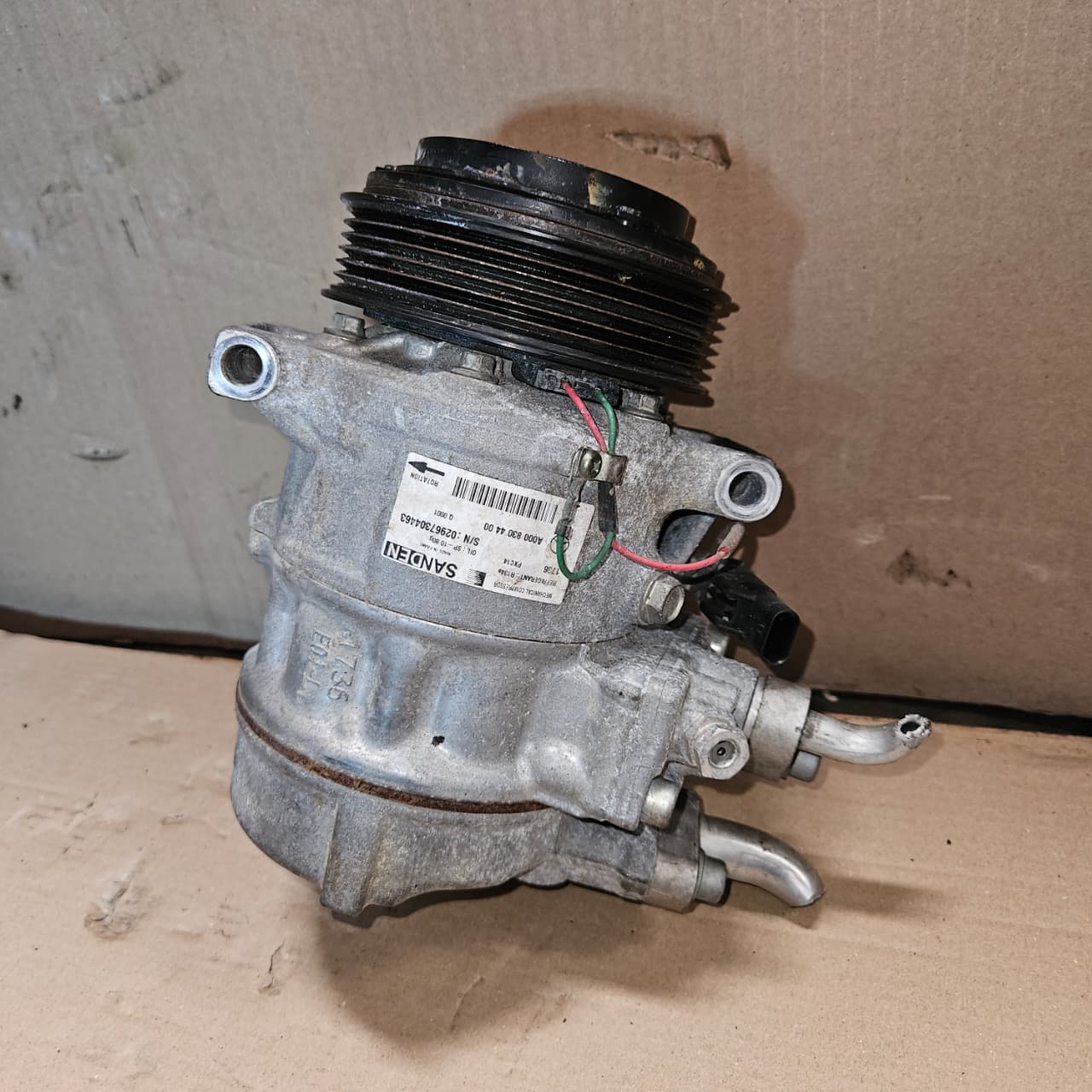 Mercedes-Benz C-Class W205 C300 A/C Air Conditioning Compressor A0008304400 OEM