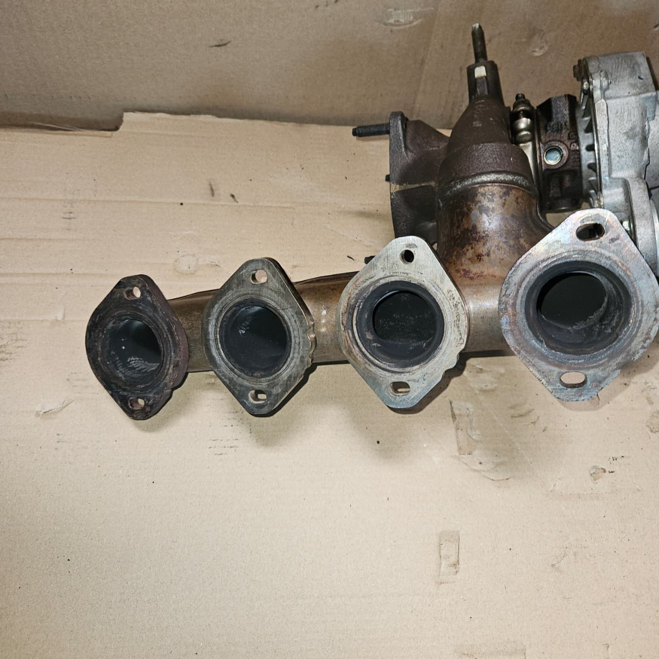 Mercedes-Benz C250 E250 SLK250 Turbocharger Electronic Actuator A2710903680 W204 OEM