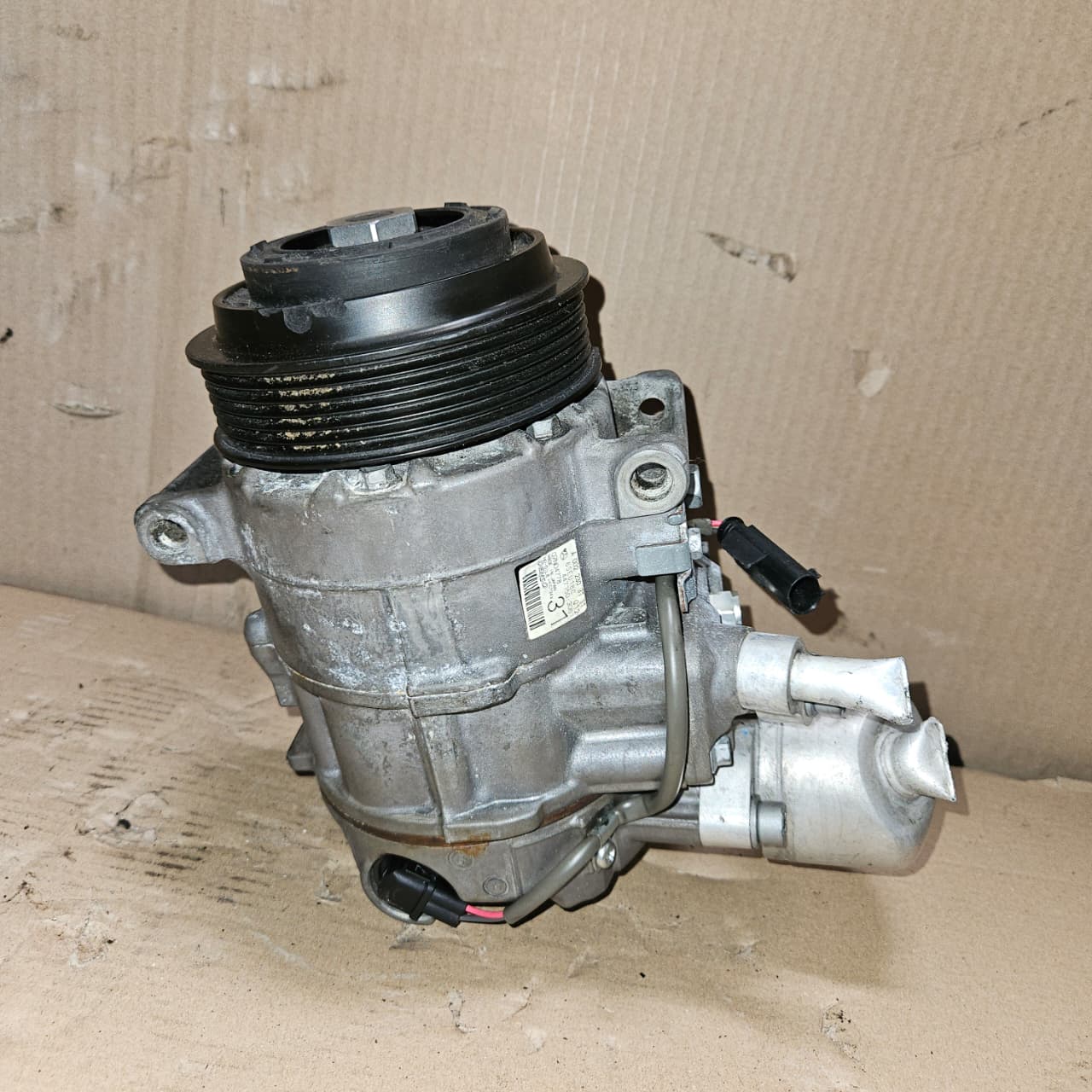 2007 Mercedes-Benz S550 A/C Air Conditioning Compressor A0022303111 OEM
