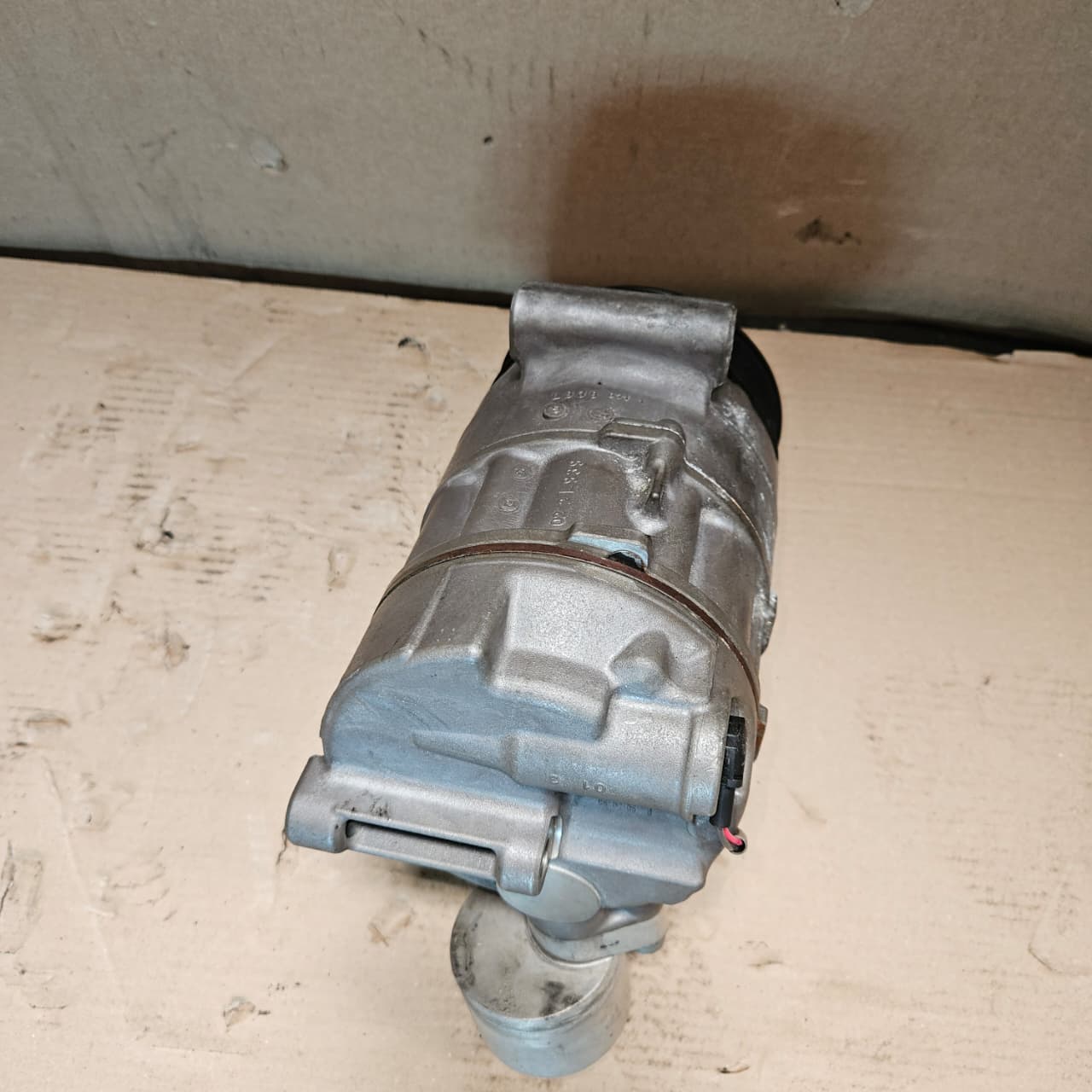 2007 Mercedes-Benz S550 A/C Air Conditioning Compressor A0022303111 OEM
