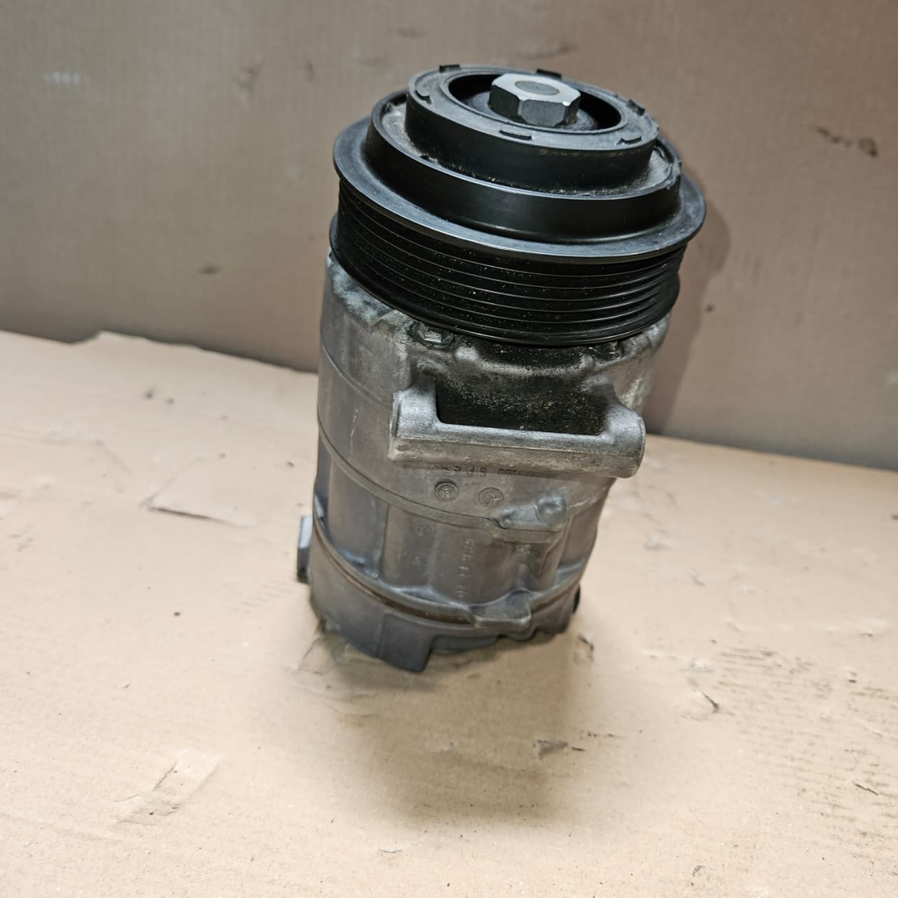 2007 Mercedes-Benz S550 A/C Air Conditioning Compressor A0022303111 OEM