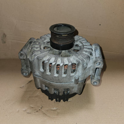 2014-2016 Mercedes-Benz E250 Alternator A0009062822 W212 E-Class X253 W447 Vito OEM