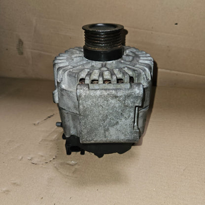 2014-2016 Mercedes-Benz E250 Alternator A0009062822 W212 E-Class X253 W447 Vito OEM