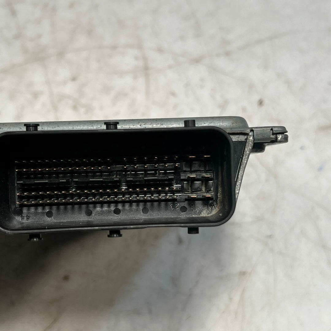 BMW E60 E61 E90 E91 N52 B30A MANUAL 2.5L 3.0L Engine ECU Computer DME MSV70 (7561684) – OEM