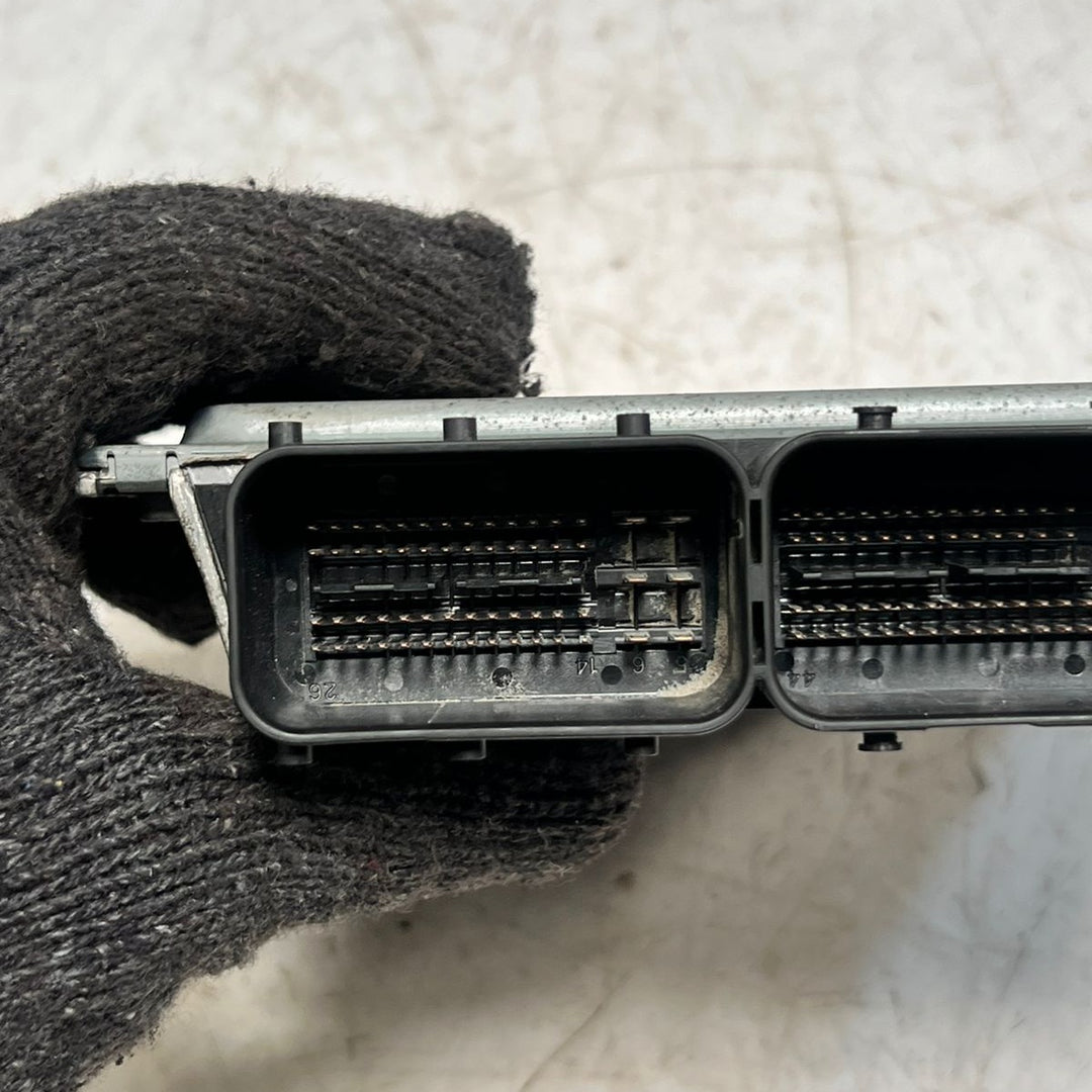BMW E60 E61 E90 E91 N52 B30A MANUAL 2.5L 3.0L Engine ECU Computer DME MSV70 (7561684) – OEM