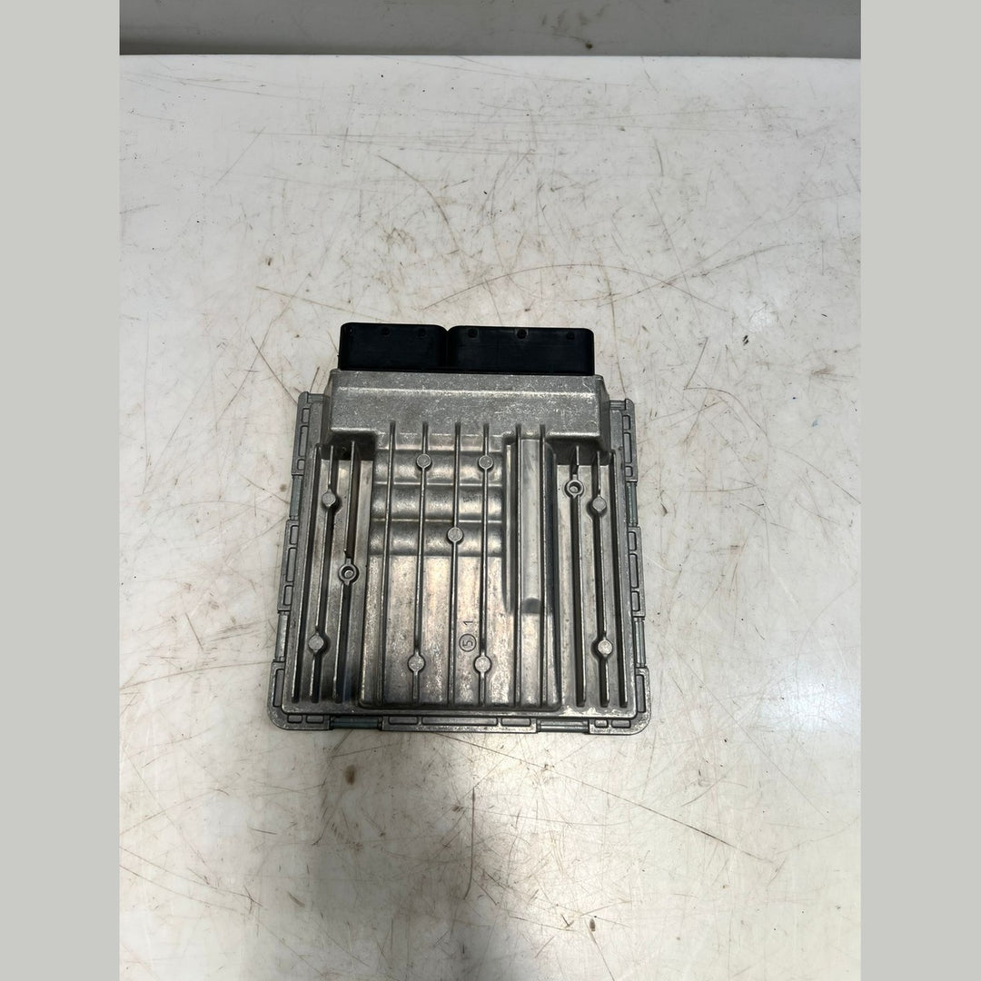 2011–2013 BMW 128i 328i Engine Computer DME ECU PCM (7624048) – OEM