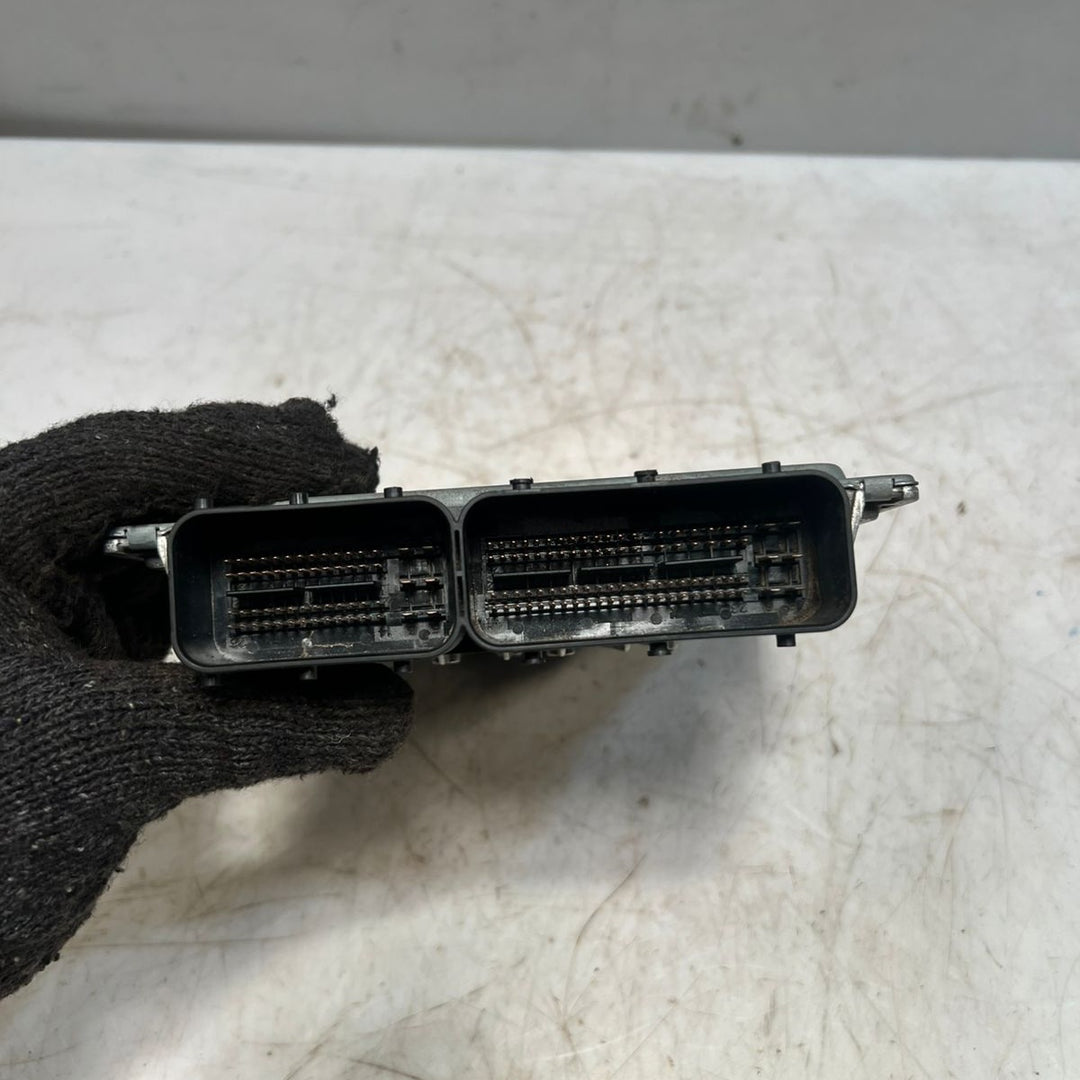 2011–2013 BMW 128i 328i Engine Computer DME ECU PCM (7624048) – OEM