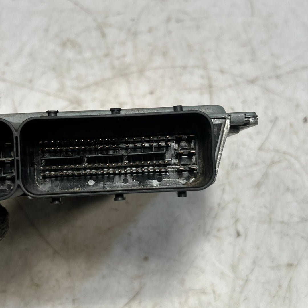 2011–2013 BMW 128i 328i Engine Computer DME ECU PCM (7624048) – OEM