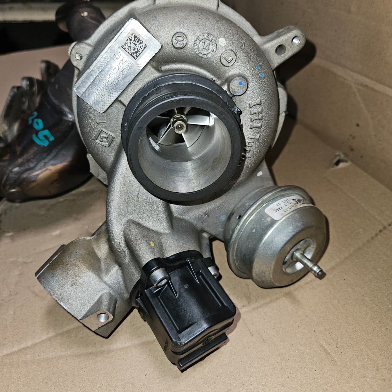 2016 Mercedes-Benz C200 Turbocharger A2740903080 W205 C-Class OEM