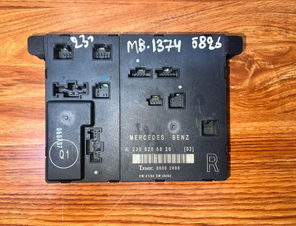 Mercedes-Benz SL-Class R230 Door Central Lock Control Unit FR A2308205826 OEM