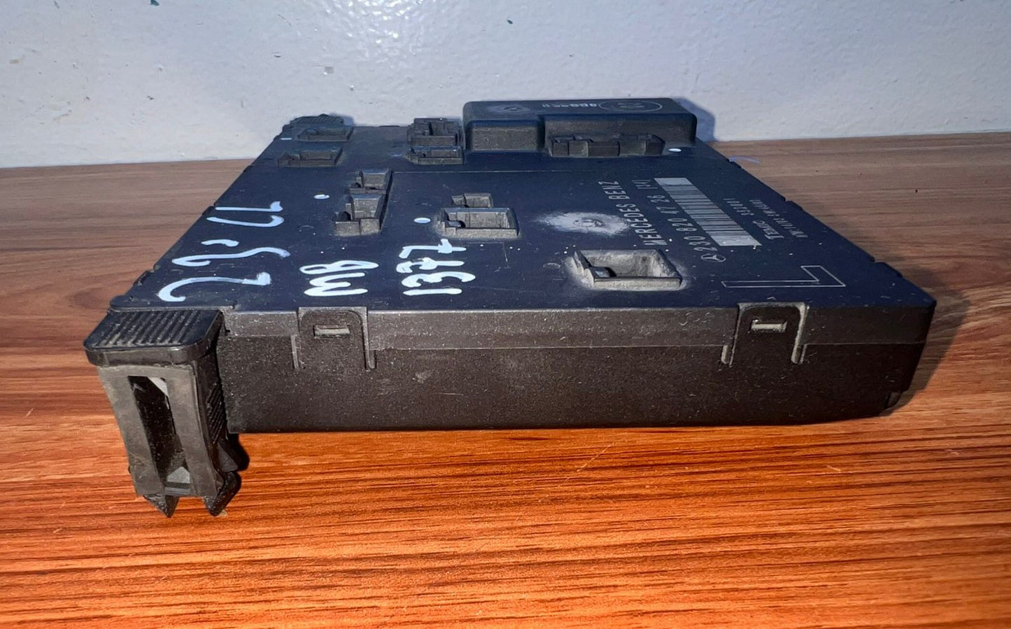 2006 Mercedes-Benz SL500 Door Control Unit A2308204726 R230 SL-Class OEM