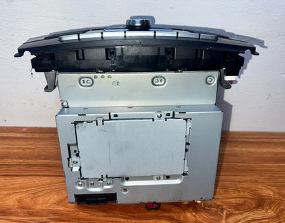 Mercedes-Benz ML-Class Navigation Radio A1669009803 ML W166 and GL X166