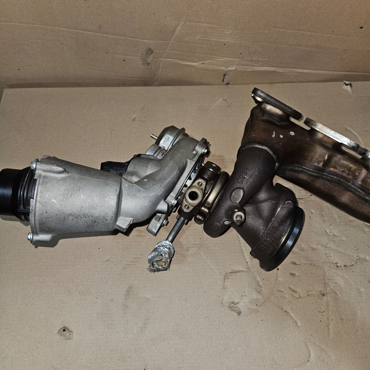 2016-2019 Mercedes-Benz E300 Turbocharger A2740902380 C300 E300 GLC300 OEM