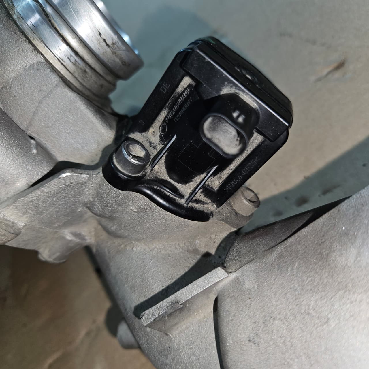 2016-2019 Mercedes-Benz E300 Turbocharger A2740902380 C300 E300 GLC300 OEM