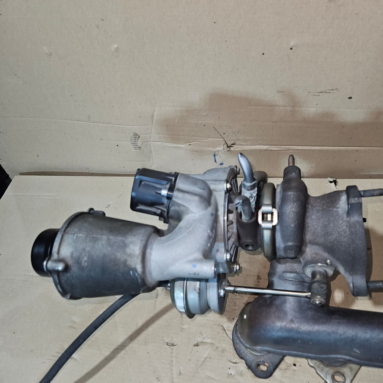 2010-2014 Mercedes-Benz C200 Turbocharger A2710903480 W204 W212 C250 OEM