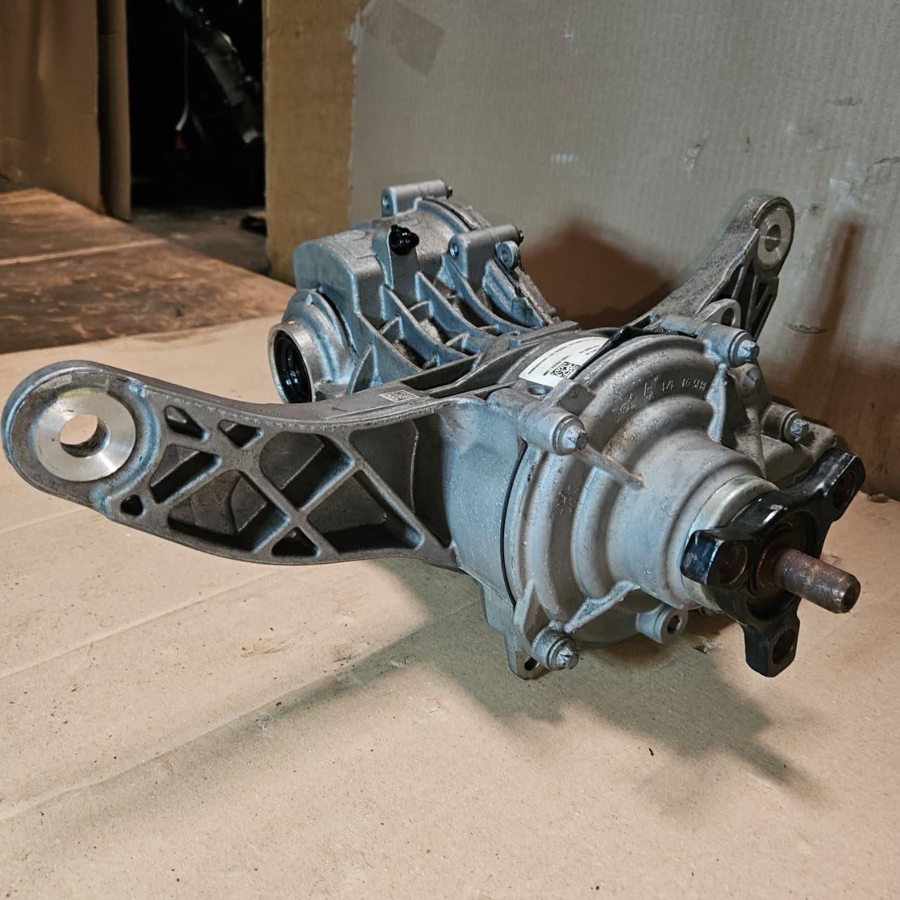 2020 Mercedes-Benz CLA250 Rear Differential Assembly A2473505104 W118 2.44 ratio