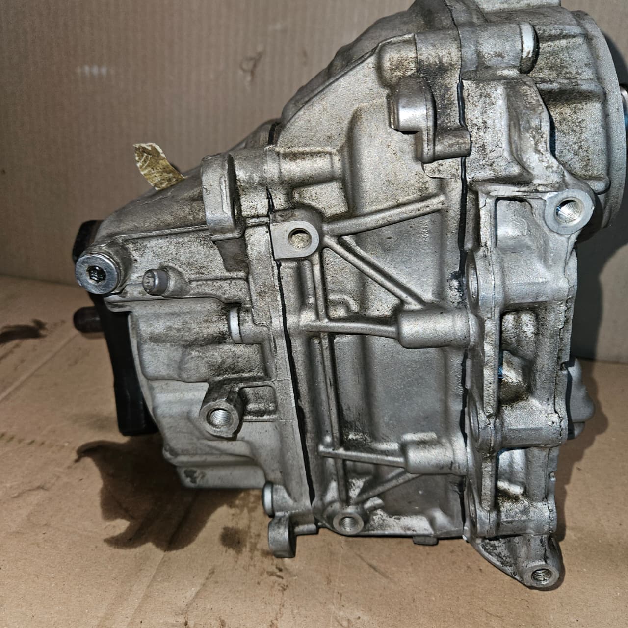 Mercedes-Benz GLC43 Transfer Case A7252800300 W205 C43 GLC-Class 4MATIC OEM