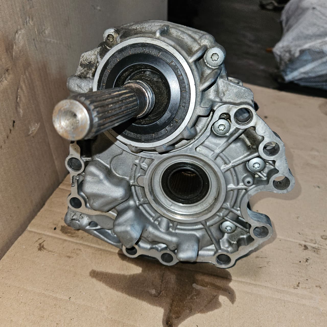 Mercedes-Benz GLC43 Transfer Case A7252800300 W205 C43 GLC-Class 4MATIC OEM