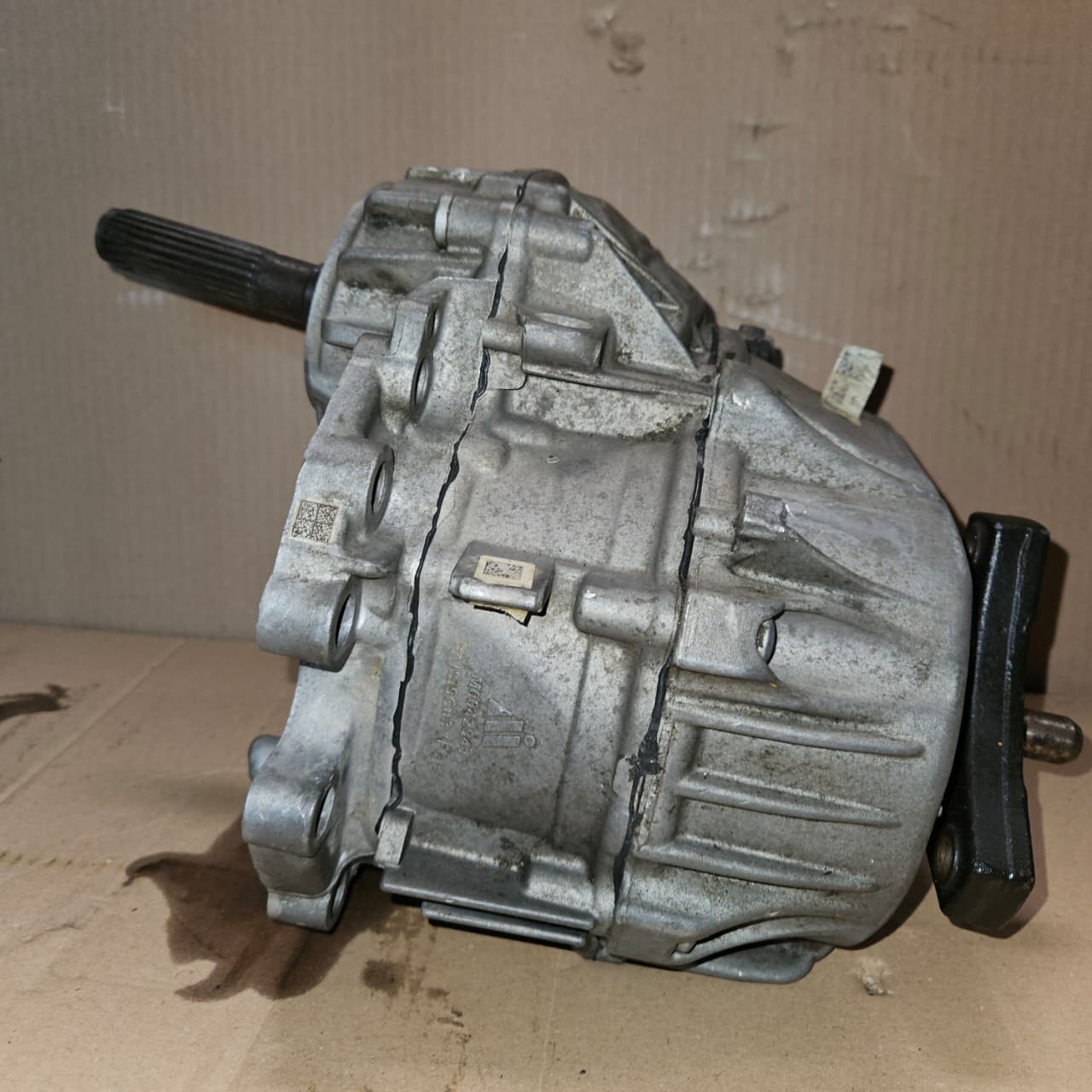Mercedes-Benz GLC43 Transfer Case A7252800300 W205 C43 GLC-Class 4MATIC OEM
