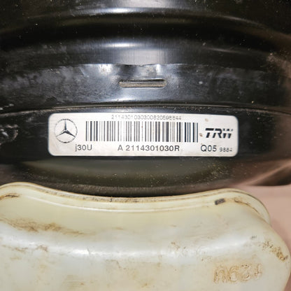 Mercedes-Benz CLS E Brake Booster A2114301030 CLS C219 E-Class W211 OEM