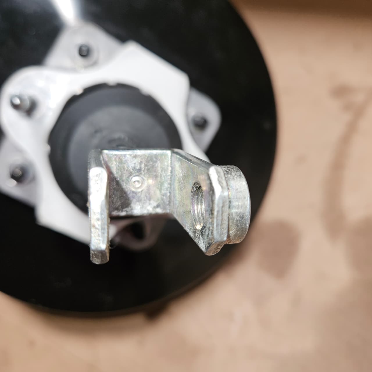 2007-2014 Mercedes-Benz S550 Brake Booster A2214303130 W221 S-Class W216 CL OEM