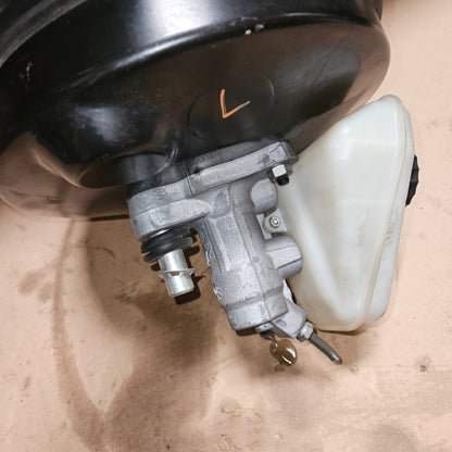 2007-2014 Mercedes-Benz S550 Brake Booster A2214303130 W221 S-Class W216 CL OEM