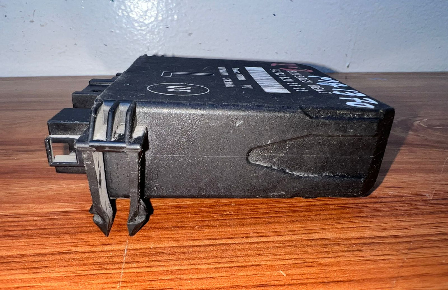Mercedes-Benz C-Class W203 Rear Left Door Control Unit A2038206526 OEM