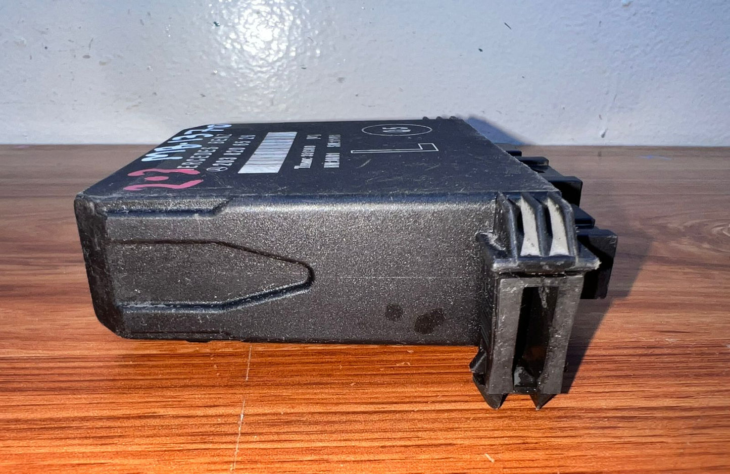 Mercedes-Benz C-Class W203 Rear Left Door Control Unit A2038206526 OEM